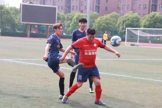 三连客之前 斯卢茨基变出一片天 申花继续领跑中超