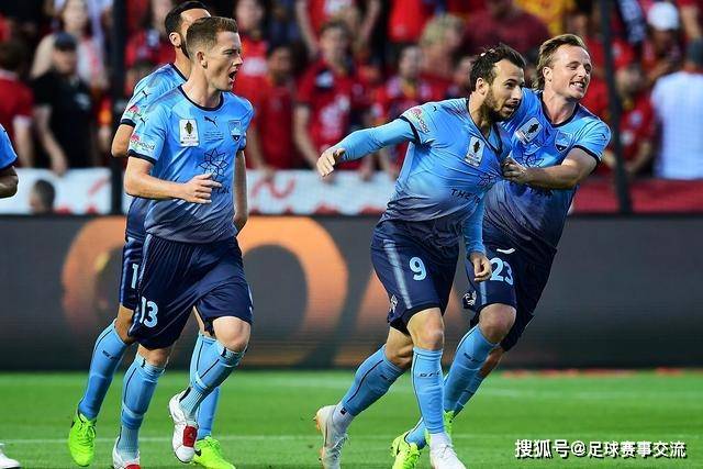 维尼修斯当选FIFA年度最佳 上个巴西人17年前卡卡